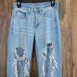 American Eagle Strigid 90's Straight Super Distressed Jeans Size 00